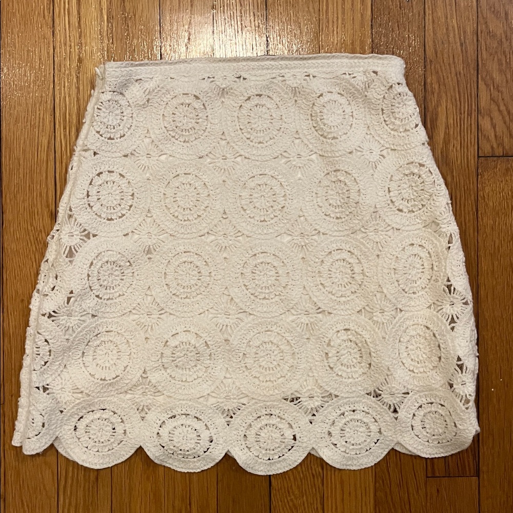 Abercrombie & Fitch Cream Lace Mini Skirt
